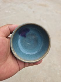 元代钧釉点彩小茶盏 完整尺寸见图釉水不错