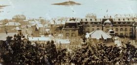 【青岛旧影】抗战时期 从观象山远眺胶澳总督府大楼建筑群及小青岛等风景 原版老照片一枚