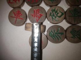 象棋，篮子一套，手工雕刻