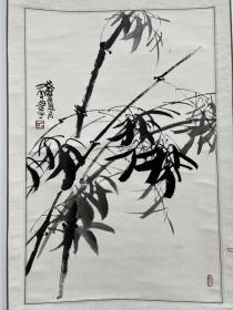 著名画家三羊“竹石图立轴，68x45cm”