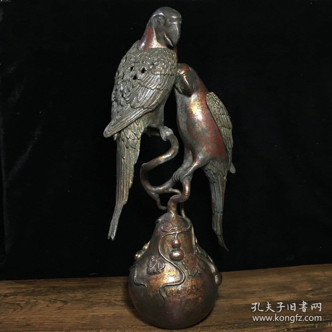 旧藏纯铜泥金朱砂彩鹦鹉葫芦鸟摆件 尺寸：高34.5cm，长19cm，宽10cm 重量：2905克