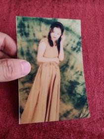长裙美女老照片八十年代九十年代彩色相片像片