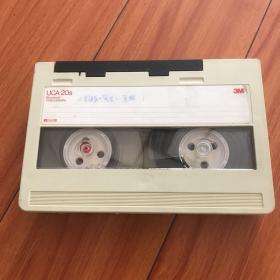 UCA20s（3M）录像带。铁箱2