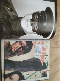 THE TREASURES OF BRUCELEE 李小龙 精装带盒 内含多种纪念品和海报，详情参考图片