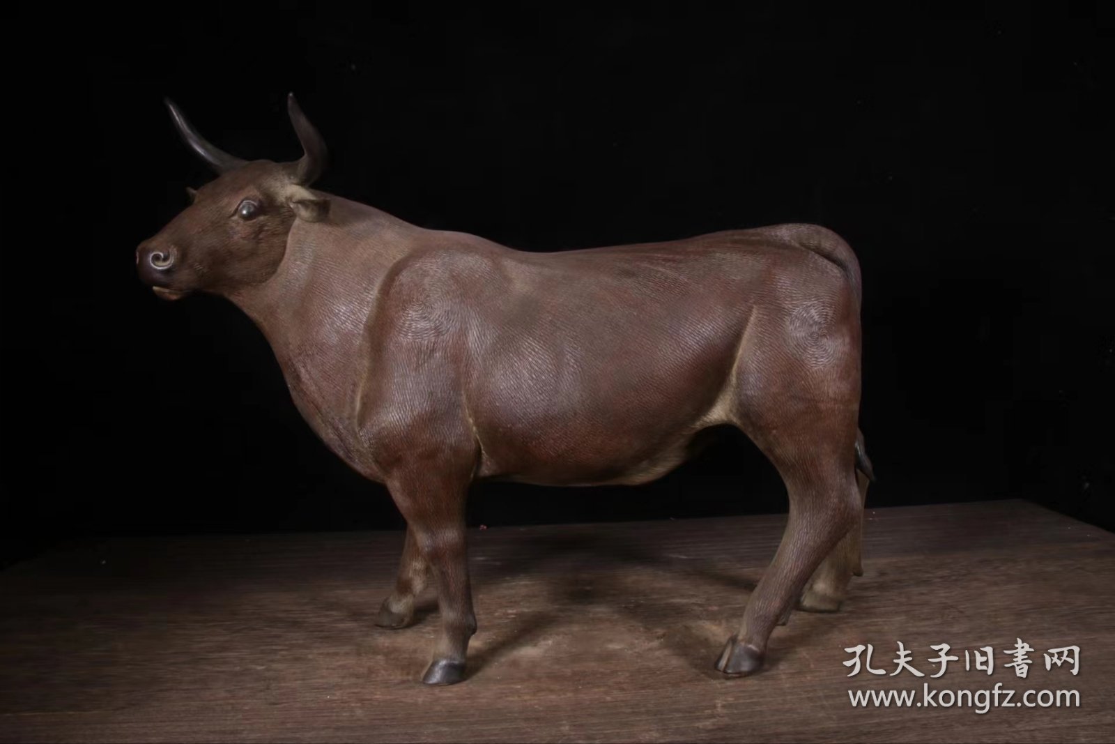 品名：牛气冲天 尺寸：长47cm宽16cm高38cm