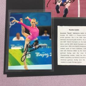 群星闪耀丨松风书屋藏 明星亲笔签名照片：安娜斯塔西娅·柳金