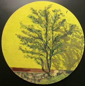 油画一副，树木，黄色背景，秋意盎然。圆形硬纸板油画，直径30cm，可以做装饰画。
