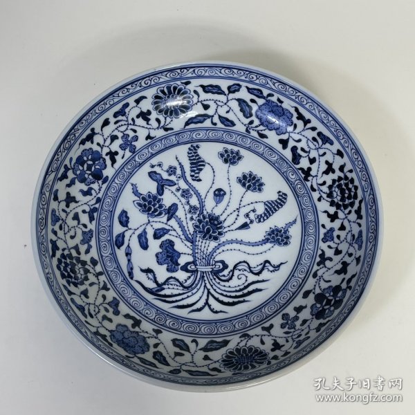 清乾隆青花一束莲纹盘 5.5×28厘米