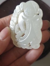清代和田白玉侍女挂件