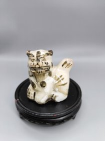 清代磁州窑狮子瓷塑玩具摆件