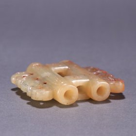 和田玉双管雕件