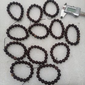 13串风化菩提根手串（有的珠子有些返潮了需要处理一下。）