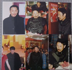陈道明Chen Daoming照片25张合售，均是当代歌坛大嘴鳄鱼杂志社原版5寸老照片，实物拍摄有现货，要了可以直接下单。 货号: 抽屉13-1-062