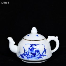 建国初期剑城竹溪道人王步作青花翩若惊鸿芦塘归雁图酒壶茶壶 高10宽14.3厘米2
