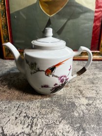 70年代，手绘喜上眉梢茶壶，磕
