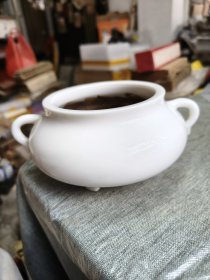 德化瓷香炉，瓷质如玉，威镇堂制款，完好