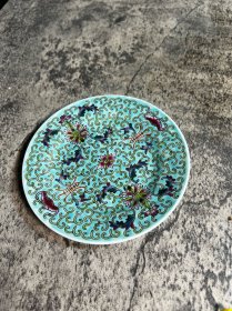 70年代左右，草帽款，12厘米绿地缠枝莲花小碟子一只y5