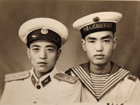 早期解放军老照片海军