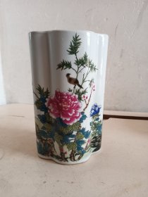 五彩笔筒