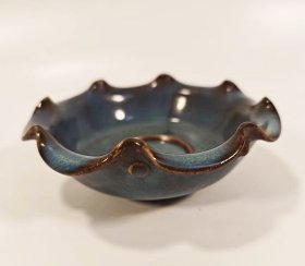 宋钧窑梅花笔洗