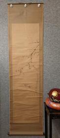 白梅双雀 日本精品花鸟图挂轴  纸本
日本宝林寺住持羽田子云手绘   
尺寸纵198Cm 横51Cm。
编号(B10)
年久品，自然旧，折痕，色斑难免。