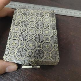 第11届亚洲运动会纪念章/原盒,镀金