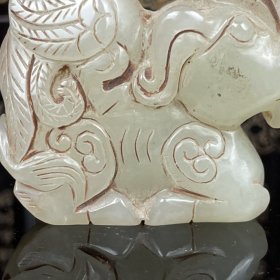 旧藏和田玉手把件，通体满工手工雕刻