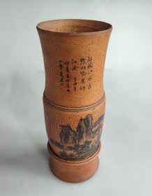 1981年(辛酉年)赤水工艺美术厂出品 竹笔筒(高25cmX直径10cm)