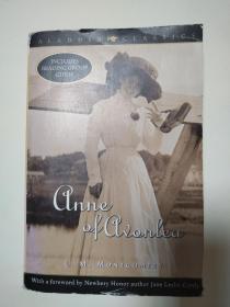 Anne of Avonlea (Aladdin Classics)