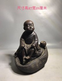 民国时期，紫砂倒流香“知足常乐”小和尚，造型美观，逼真可爱，包浆浓厚，风化极好，品相一流