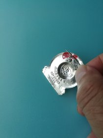 毛主席像章 “红灯记”（正面图:毛主席头像 延安圣地 小火车；背文：忠 永远忠于毛主席 本溪市革命委员会 1969）[规格尺寸：3.1*3.5cm]【实物拍照 品质自鉴】