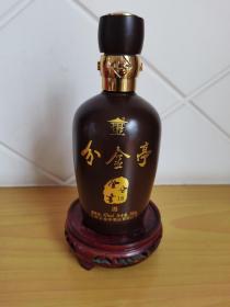 分金亭酒瓶