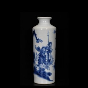 青花人物棒槌瓶，高33.5厘米口径7.5厘米底径11厘米