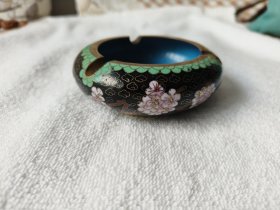老景泰蓝烟缸【直径10.2厘米，高3.9厘米】