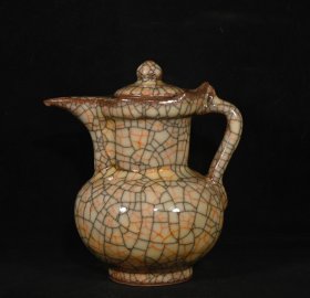 宋哥窑金丝铁线僧帽壶，高18.5×16.5厘米