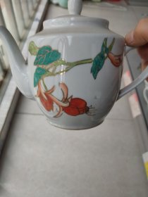 茶壶-手绘粉彩描金茶壶