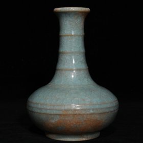 汝窑冰裂纹弦纹瓶，高15.5cm直径11.5cm，