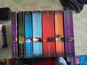 Harry Potter Box Set: The Complete Collection 原盒，全七册