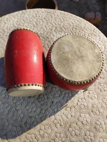 老民俗牛皮鼓两个，保存完整，正常使用