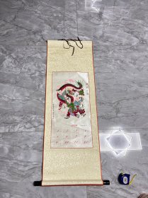 2012年张家口市蔚县剪纸带年历（在丝绸布上粘贴着）卷轴上装裱（编号床底A1）