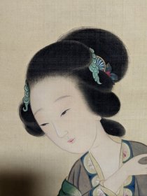 【仕女図】真跡。【冈田半江】 1782 - 1846（天明二~弘化三）65岁。冈田米 山人之子，名肃，字子羽，号半江、寒山、独松楼（一作独 啸楼）、墨江渔隐,通称宇左卫门。大阪生人。画得父传, 亦吸收大量中国文人画笔意，善山水。部分佳作被日本 列为重要文化财级。画事间兼工书法、诗文，作品中常 取“田肃”印章署名