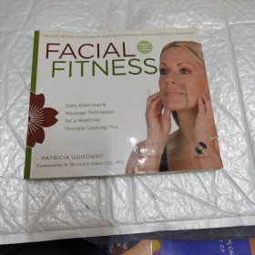 英文原版 Facial Fitness: Daily Exercises & Massage Techniques for a Healthier, Younger Looking You 面部健身：日常锻炼和按摩技巧，让你看起来更健康、更年轻 看图 书角有一些破损，不影响阅读 附光盘