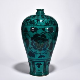 瓷器 元至正八年孔雀绿釉牡丹花卉纹梅瓶 高43厘米 宽20厘米