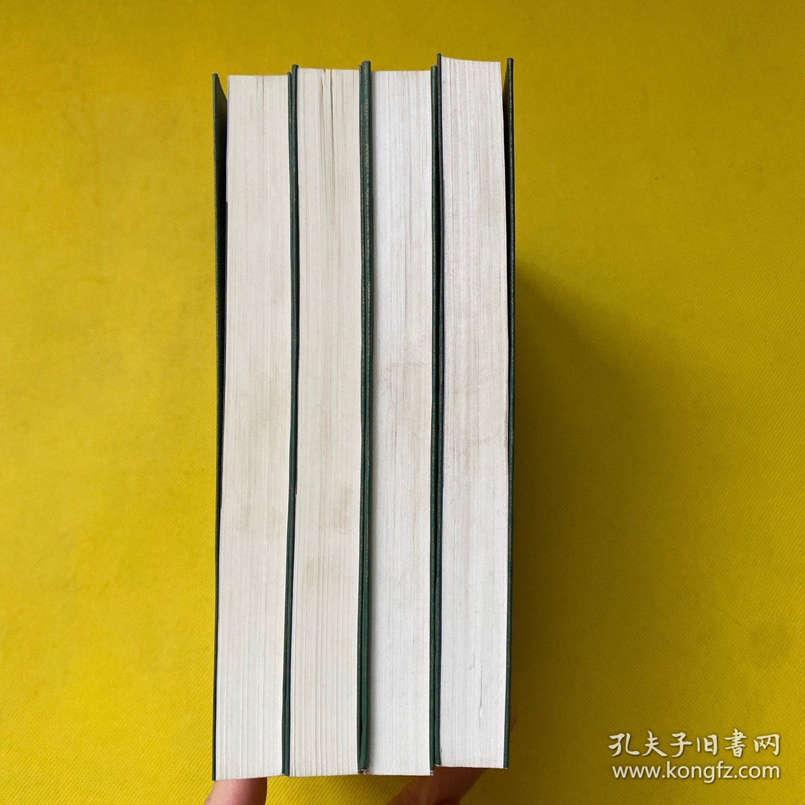 倚天屠龙记 全四册（二版一印）带防伪标 正版