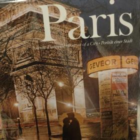 Paris：Portrait of a City