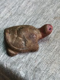 玉石小乌龟一个