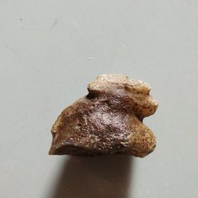 玛瑙原石（带包体）灰白，类似卧狮2