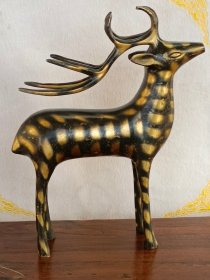 老铜鹿摆件一个,保存完好品相如图