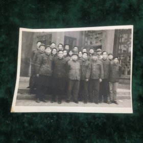 汉江大桥安装架设阶段-兰州铁道学院工程系实验工作人员与各单位参加实验会议人员合影（1981-4-20）