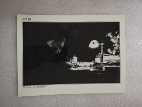 老照片：1955年，刘少奇深夜工作